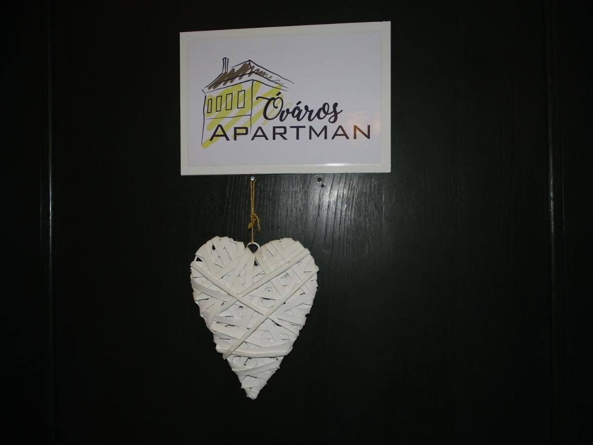 Ovaros Apartman Veszprém Eksteriør billede