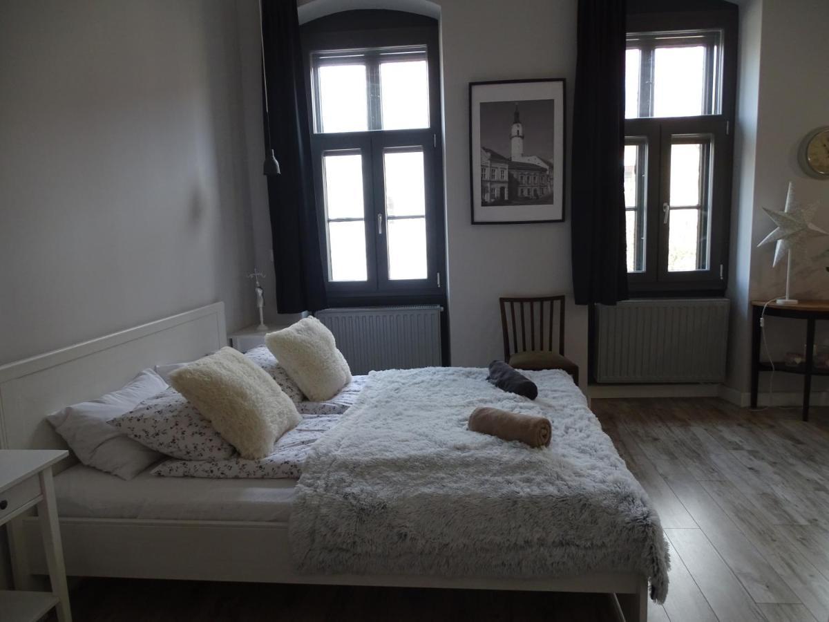 Ovaros Apartman Veszprém Eksteriør billede