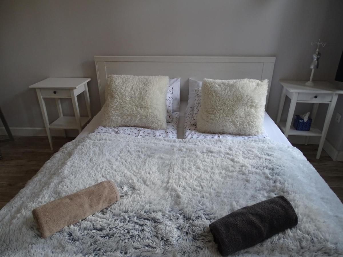 Ovaros Apartman Veszprém Eksteriør billede